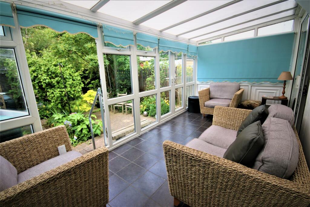 DOUBLE GLAZED CONSERVATORY: