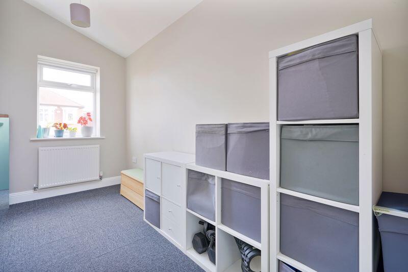 Bedroom / Occasional Room 