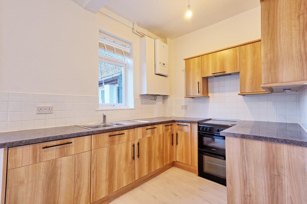 Woodfield Road, Leigh-on-Sea