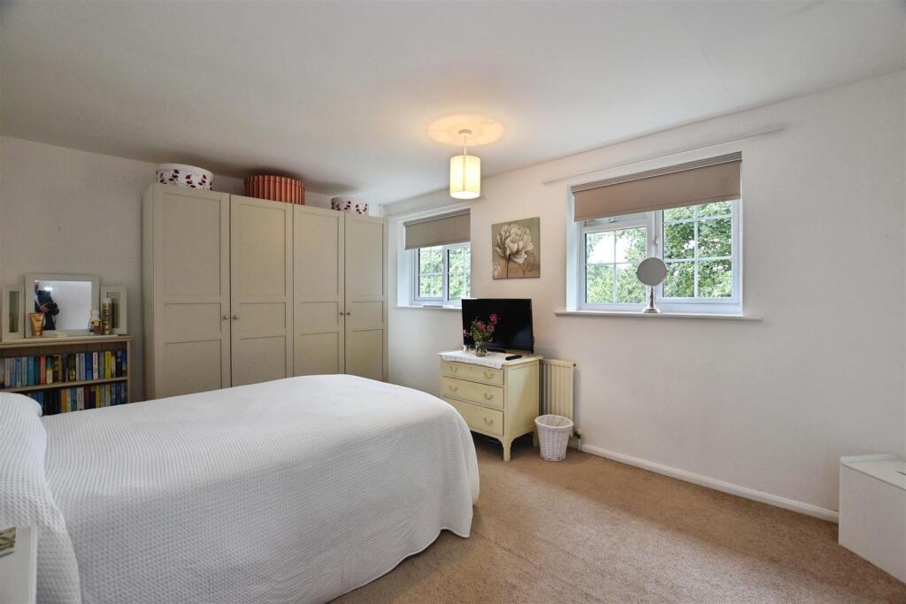 Main Bedroom