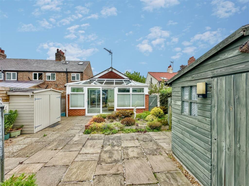 Enclosed Rear Garden