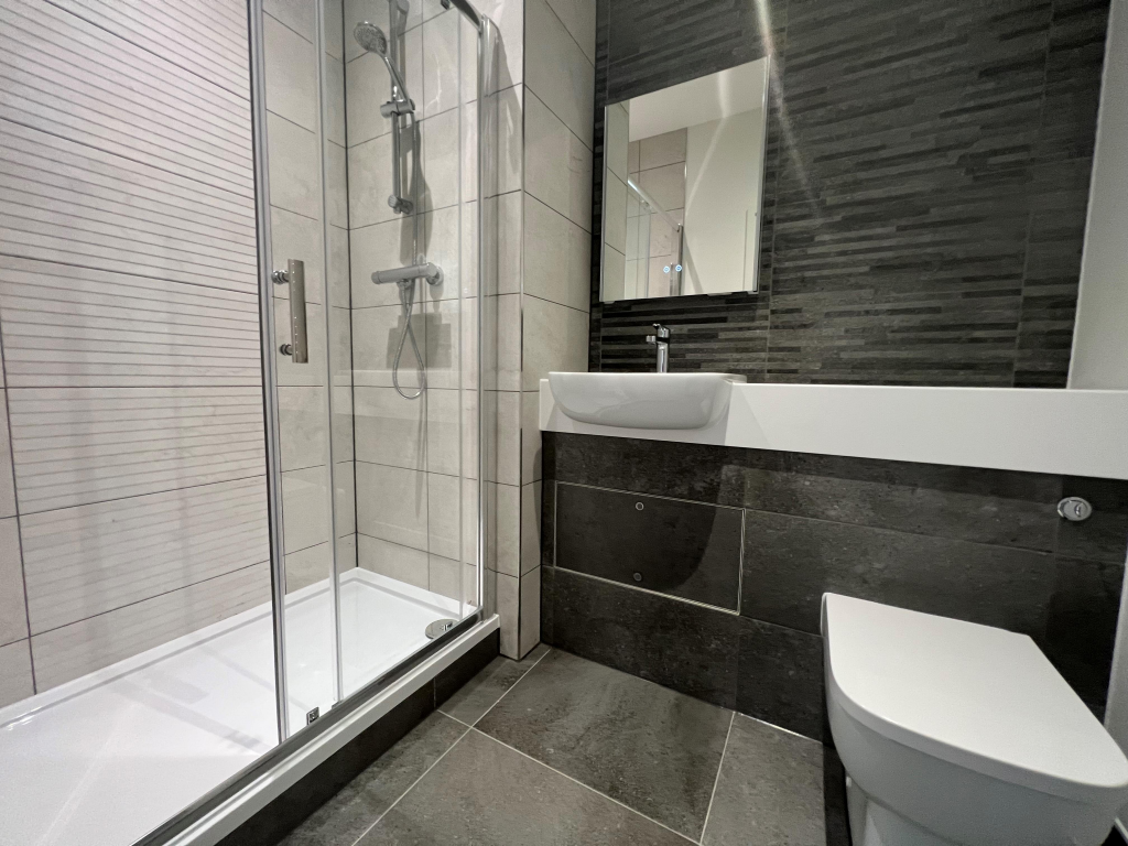 En-suite Bathroom