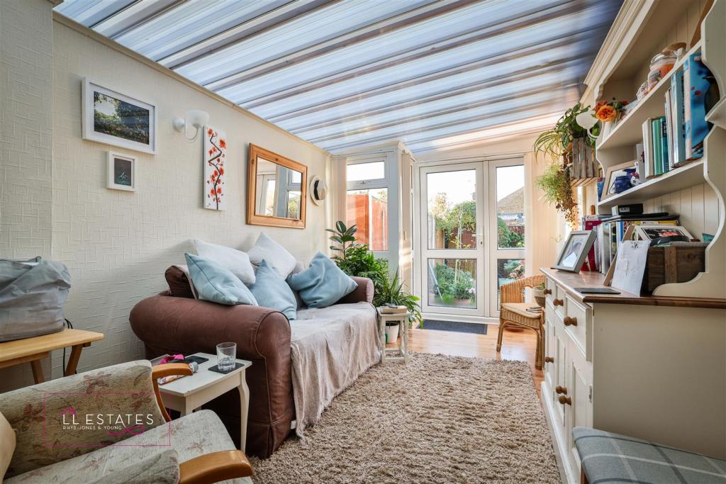 Sun Room.jpg