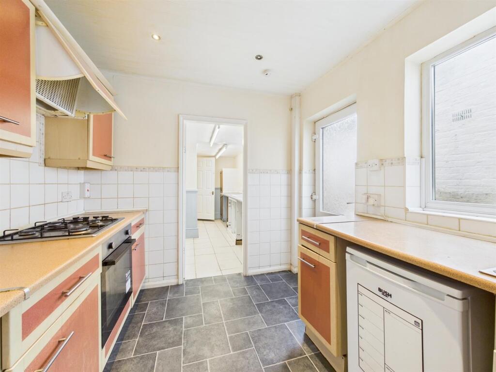 92 Freiston Road  (22).jpg