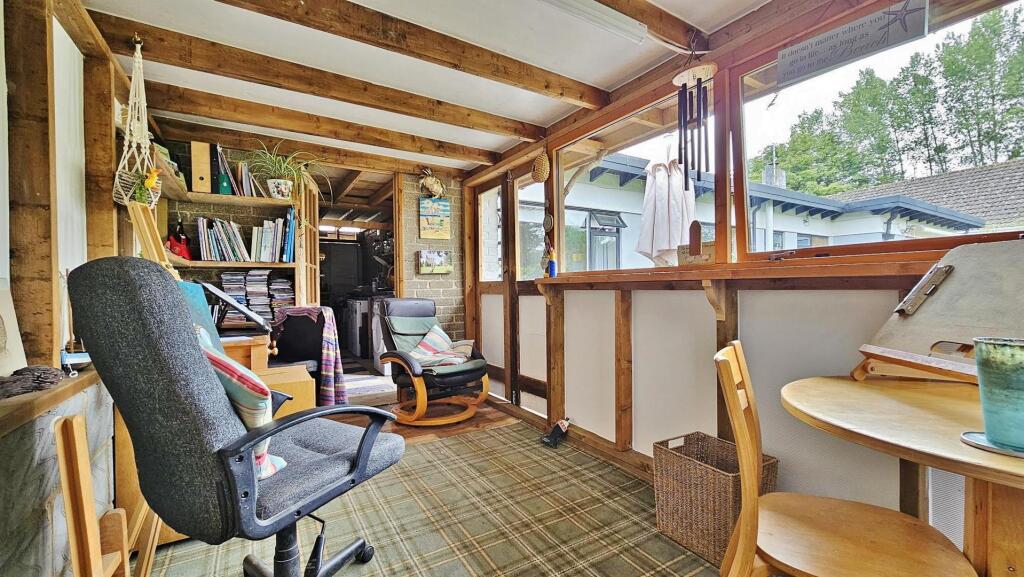 Art Studio/Hobby Room