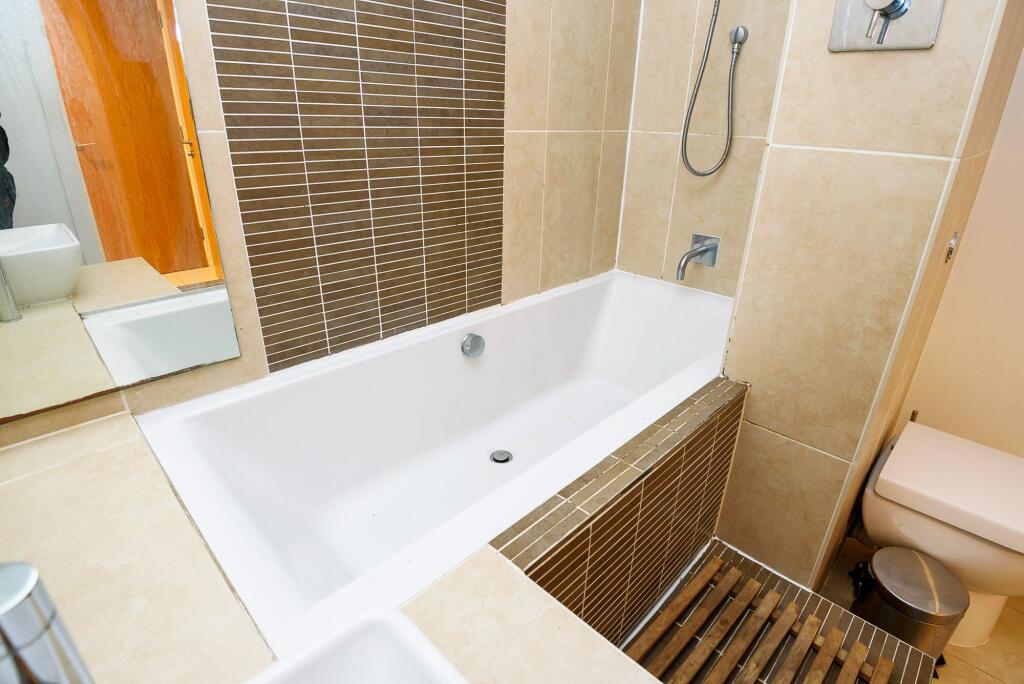 Bathroom2
