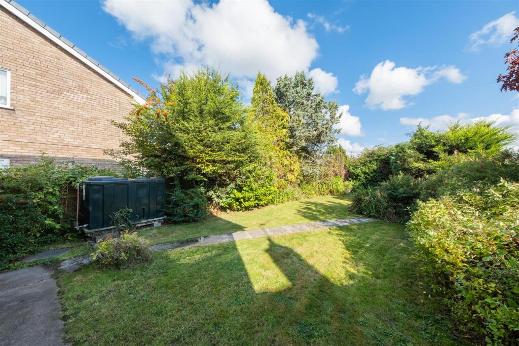 10 Orchard Drive-022.jpg