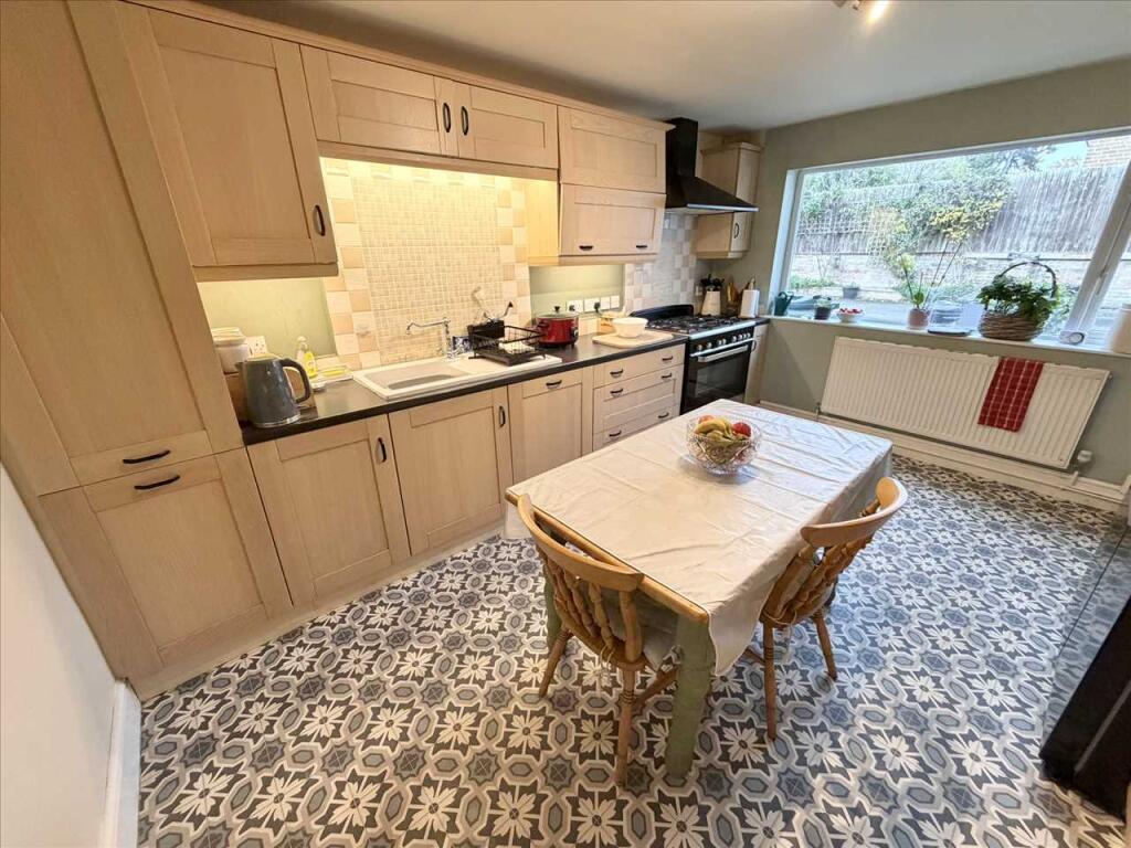 Kitchen / Utility