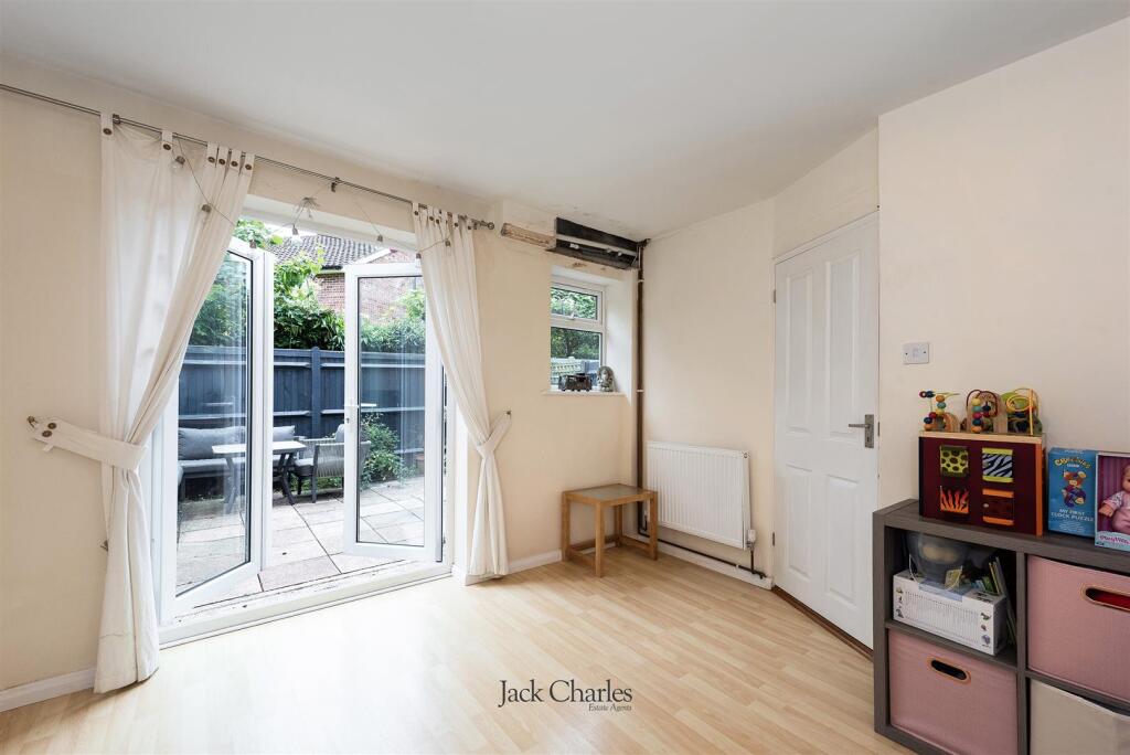 58 Dernier Rd, TN10 3EW 003.jpg