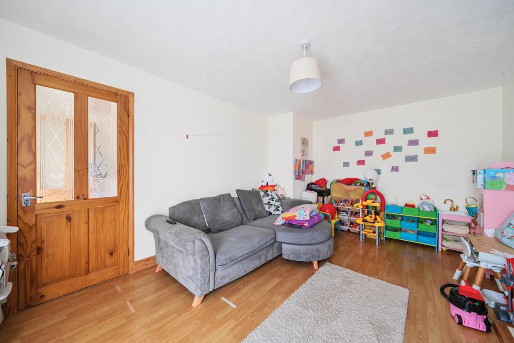 1363278-12-68e39d7b7e176-ARW