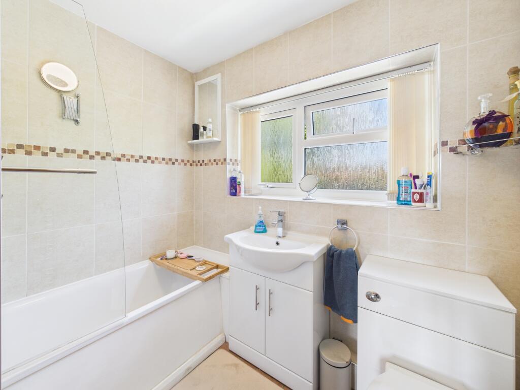 CAM01605G0-PR1025-STILL020