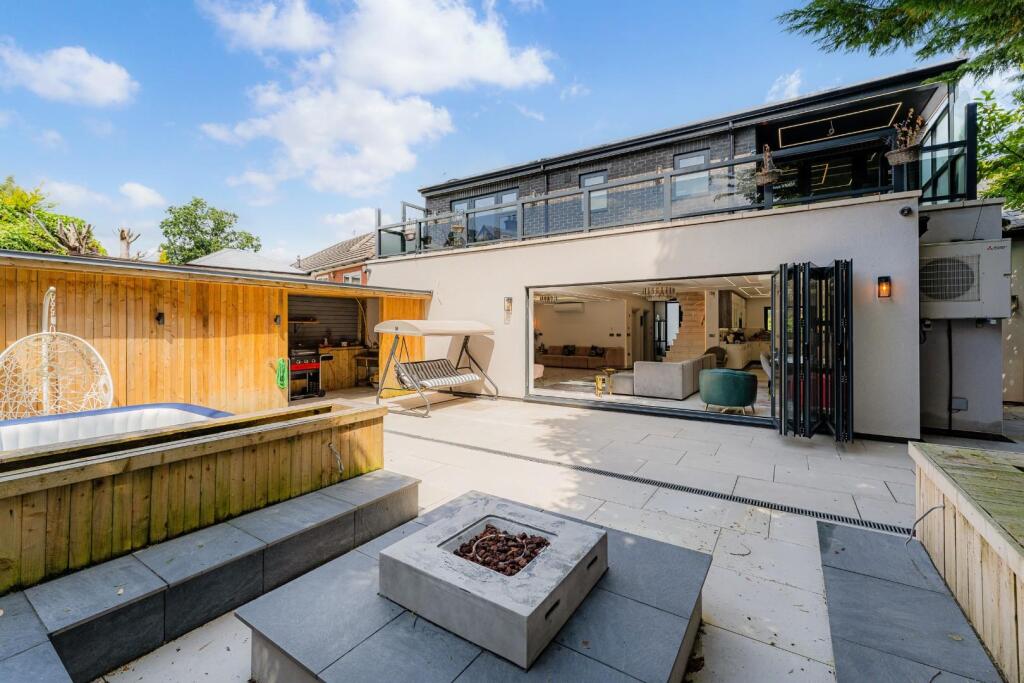 10 LAWTON AVENUE-83.jpg