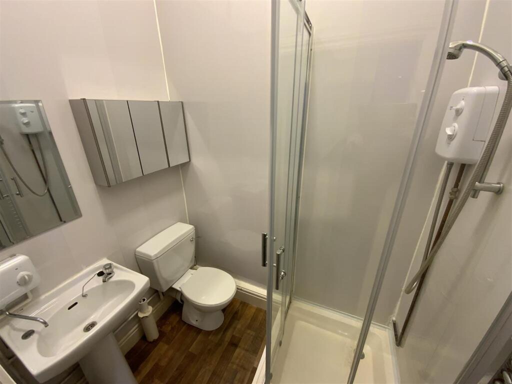 Flat 1