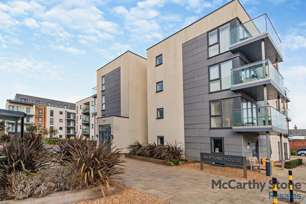 8634304-exterior07-800.jpg