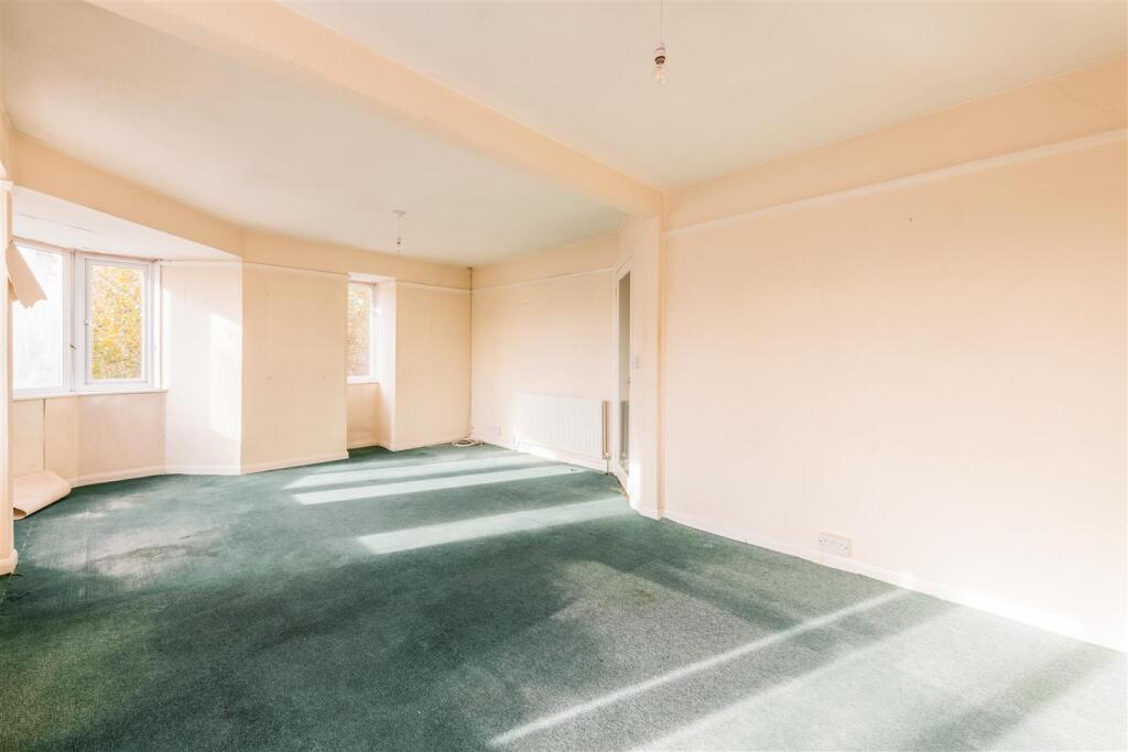 Flat 6, St Anne's Mansions-8.jpg