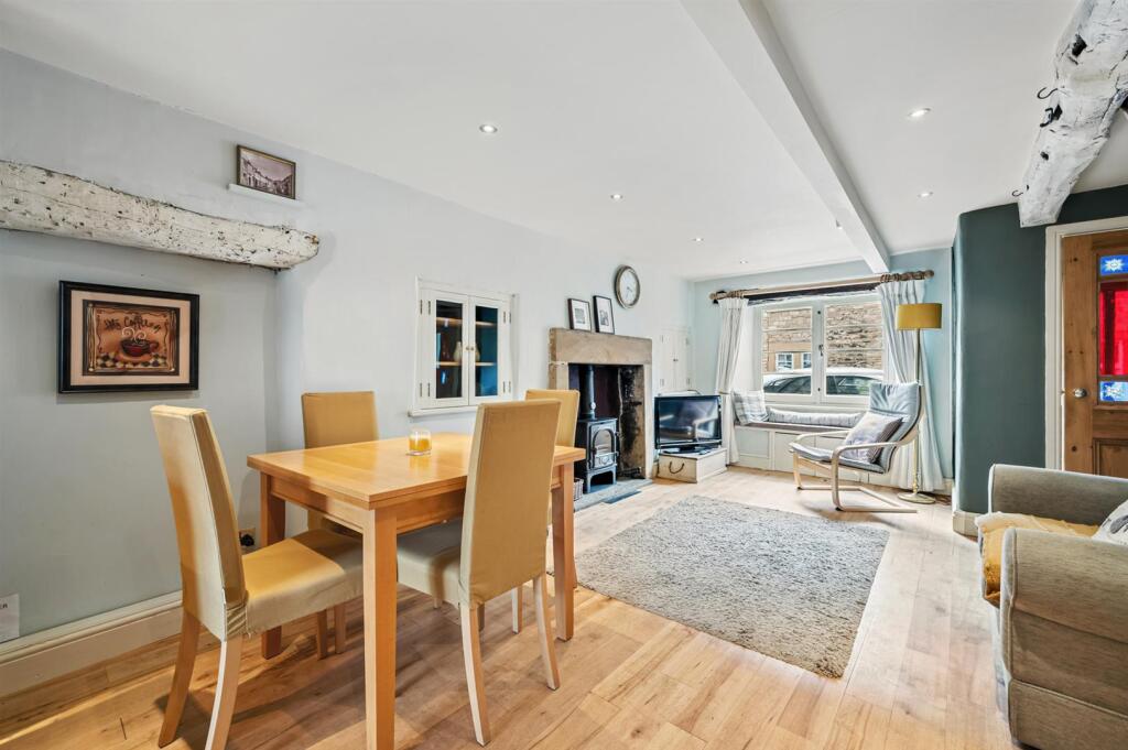 Saxton Mee Bobbin Cottage 0030.jpg