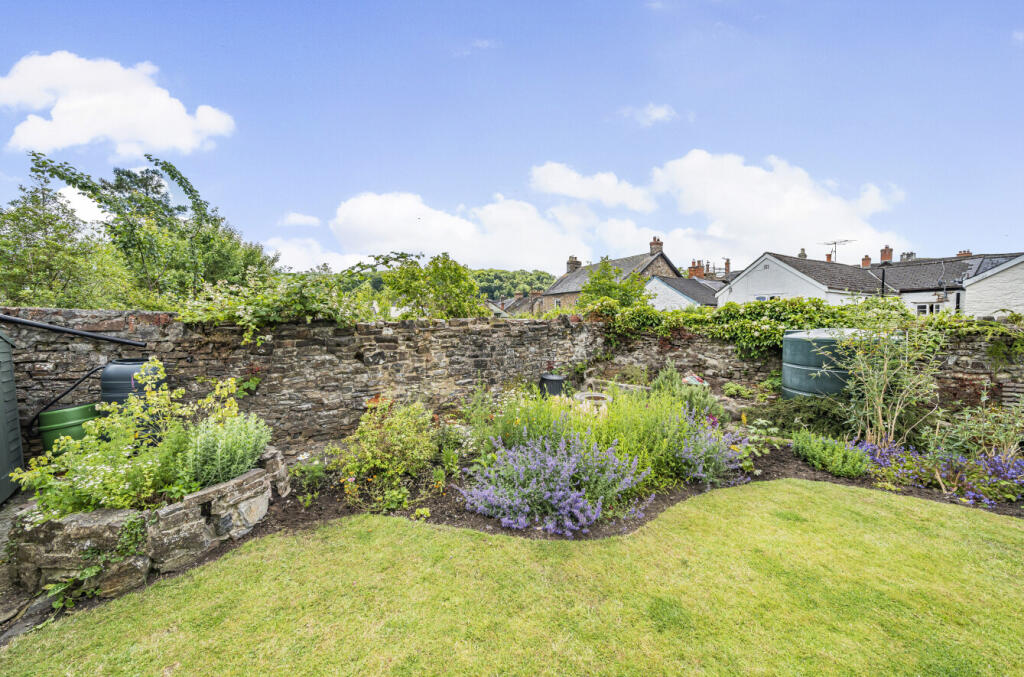 Bampton, Seddons