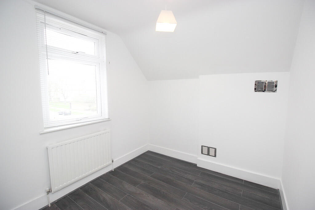 IMG_14872_18_larg...