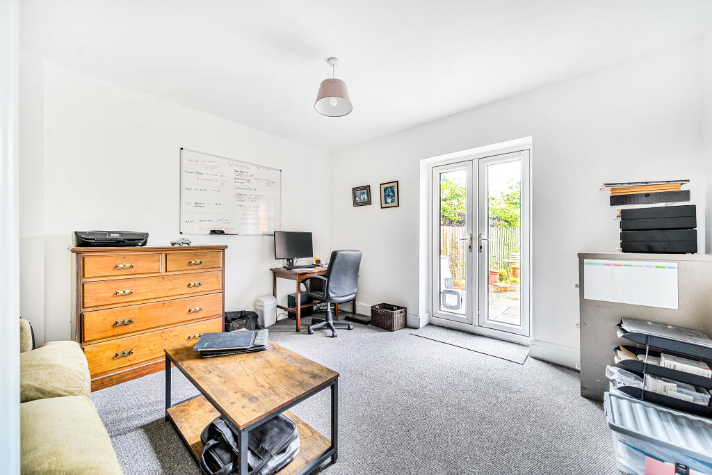 130206257683f34a1c98acarw17