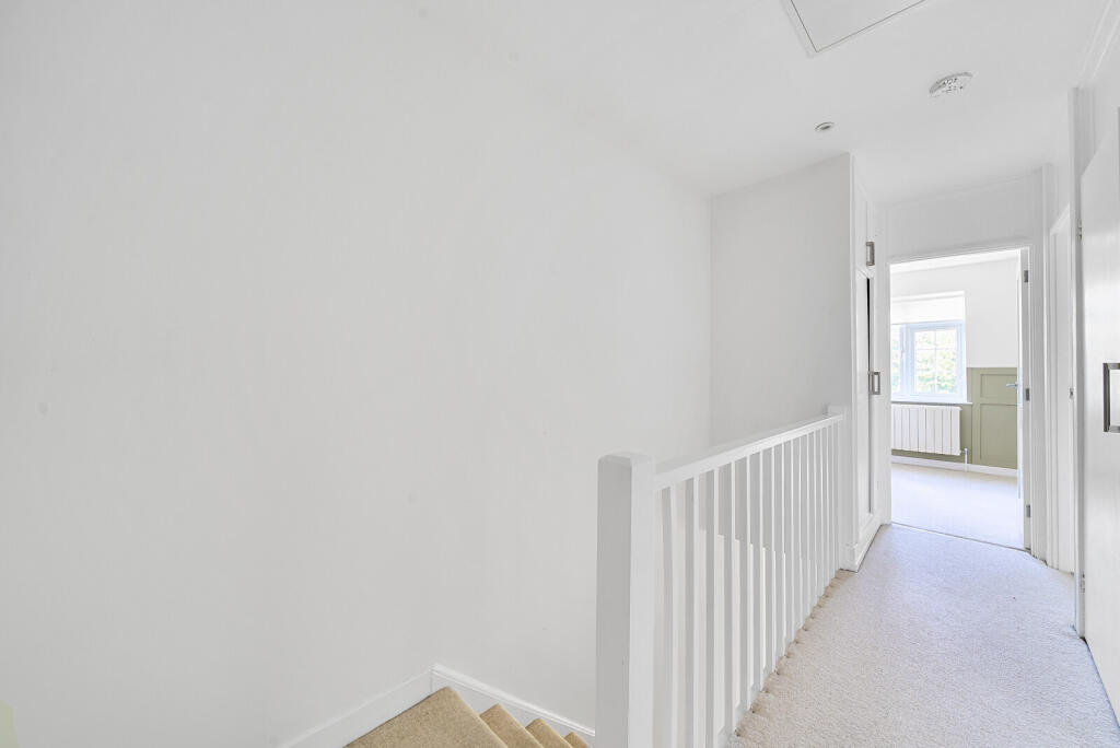 1348086-19-68b98f...