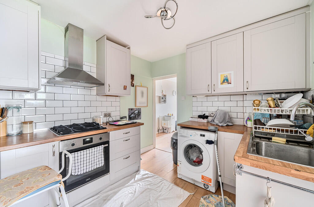 1329481-3-688c9c7...