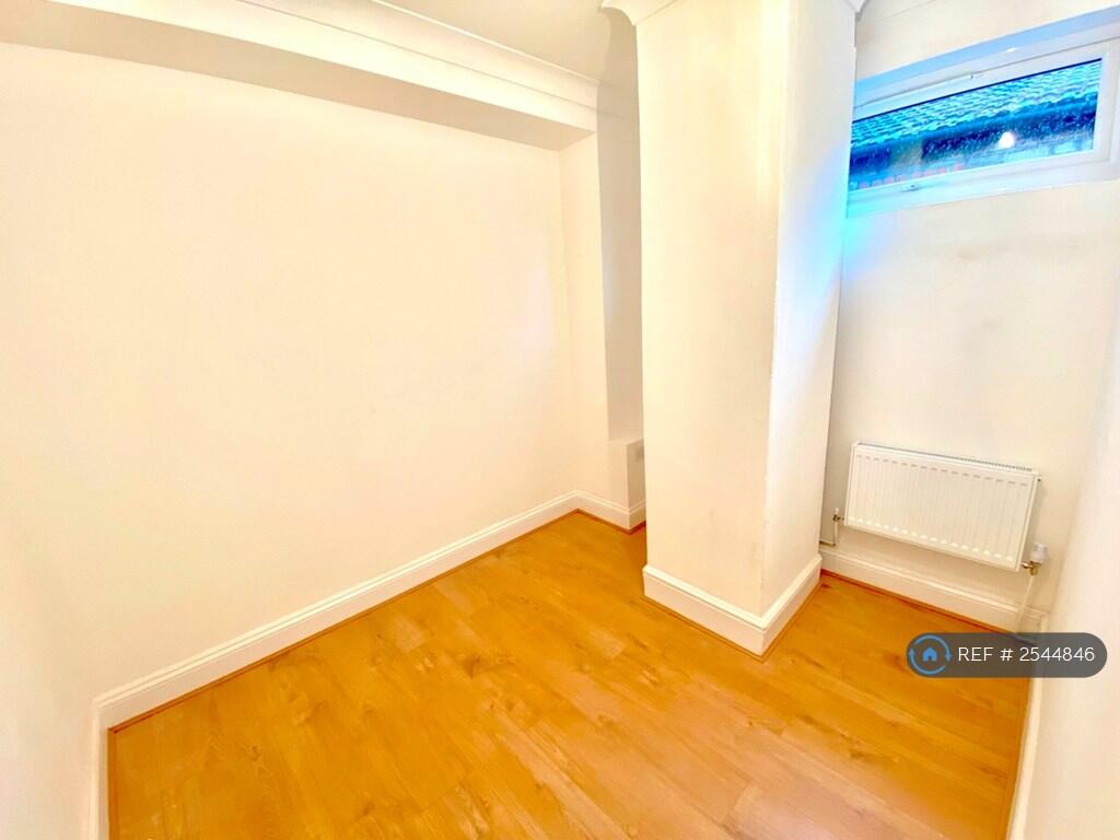 Room / Study Room