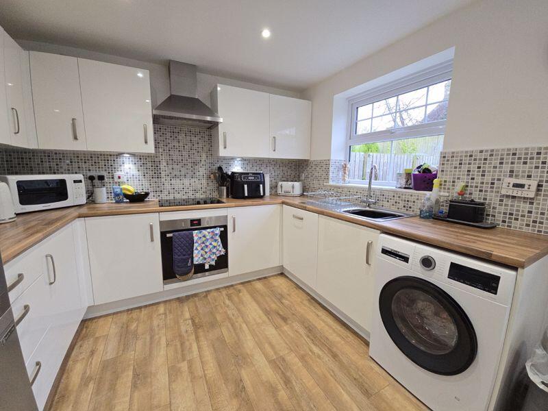 Kitchen Additional Image 