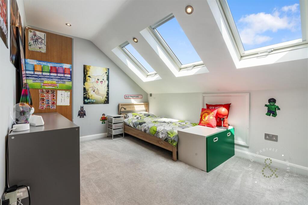 St Asaph Close, HernCrabtree (37).jpg