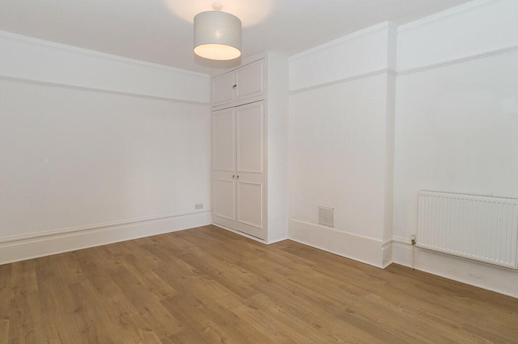 Park Road, London, SW19