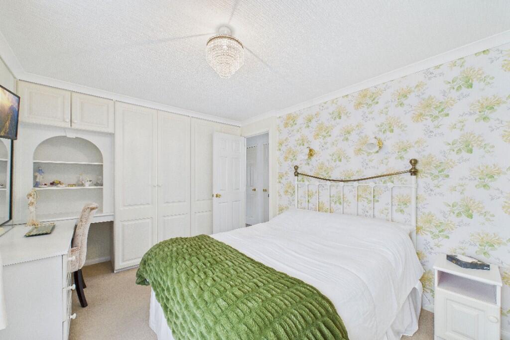 Barn Close, Boxhill Road, KT20