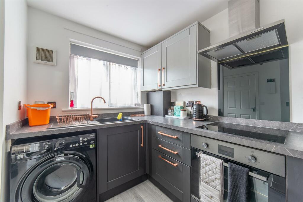 26 Grayson Way New-14.jpg
