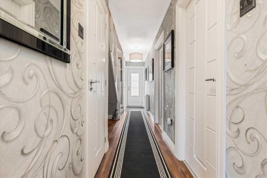 Entrance Hallway (1)