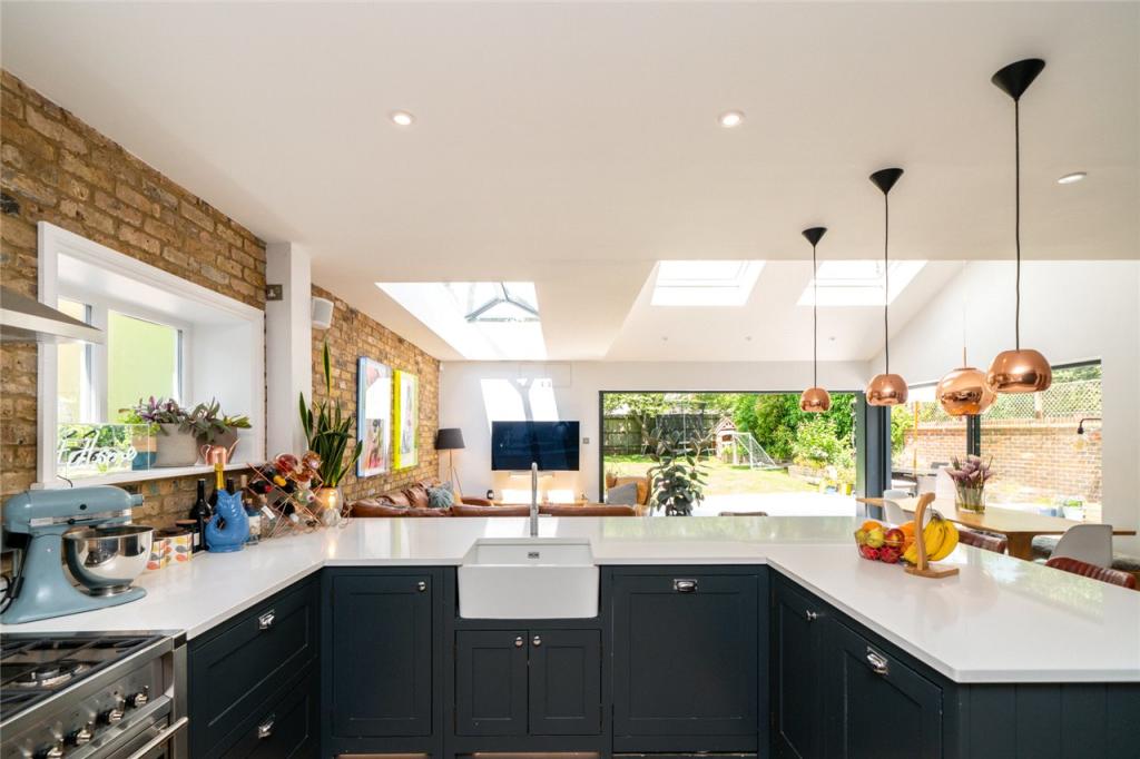 Kitchen/Family