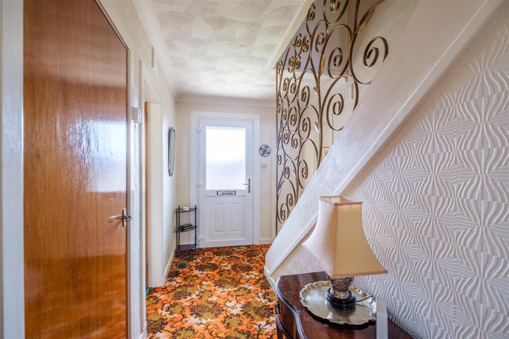 Hawthorn Road-12.jpg