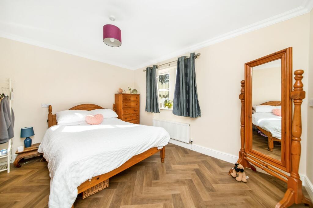 BEDROOM FOUR / FAMILY ROOM