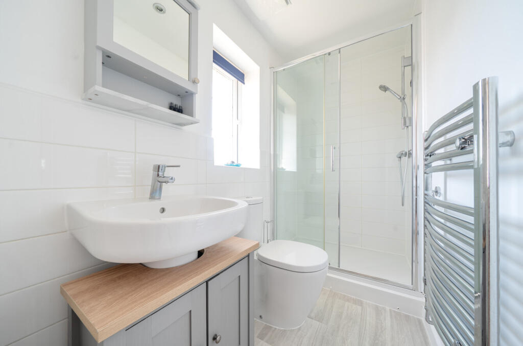 En Suite Shower Room