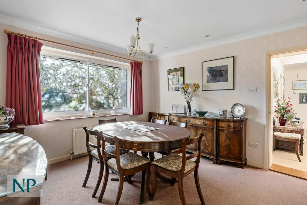 Annexe - Dining R...