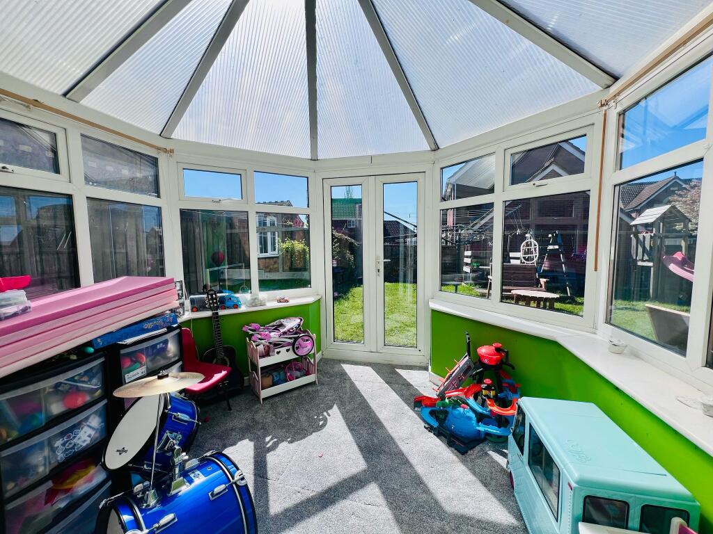 CONSERVATORY (2).jpg