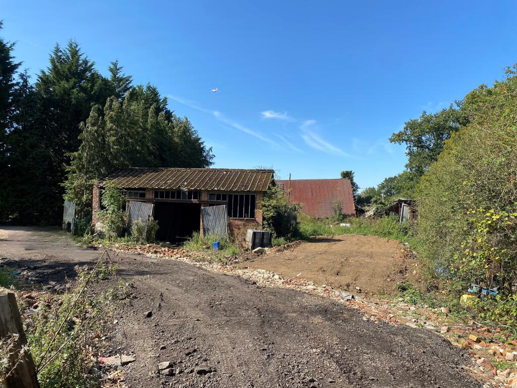Bonnetts Lane 4