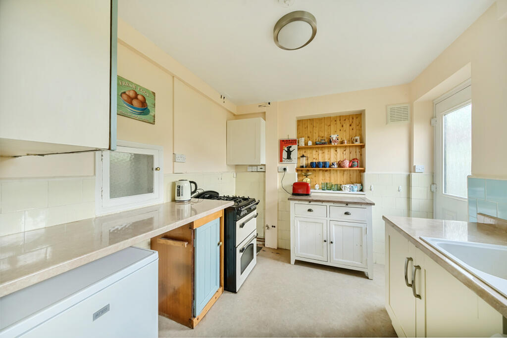 1304561-3-6842bbf...