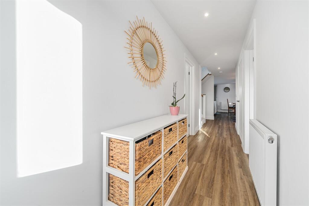 3a Plank Houses, Towcester