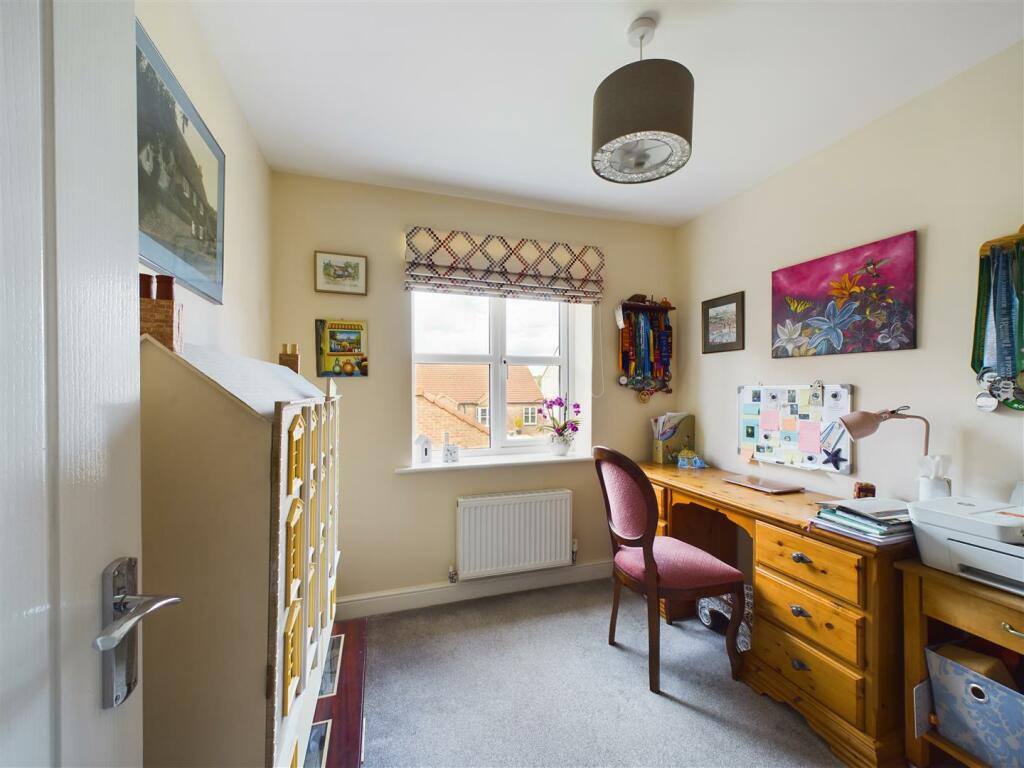 BEDROOM 3