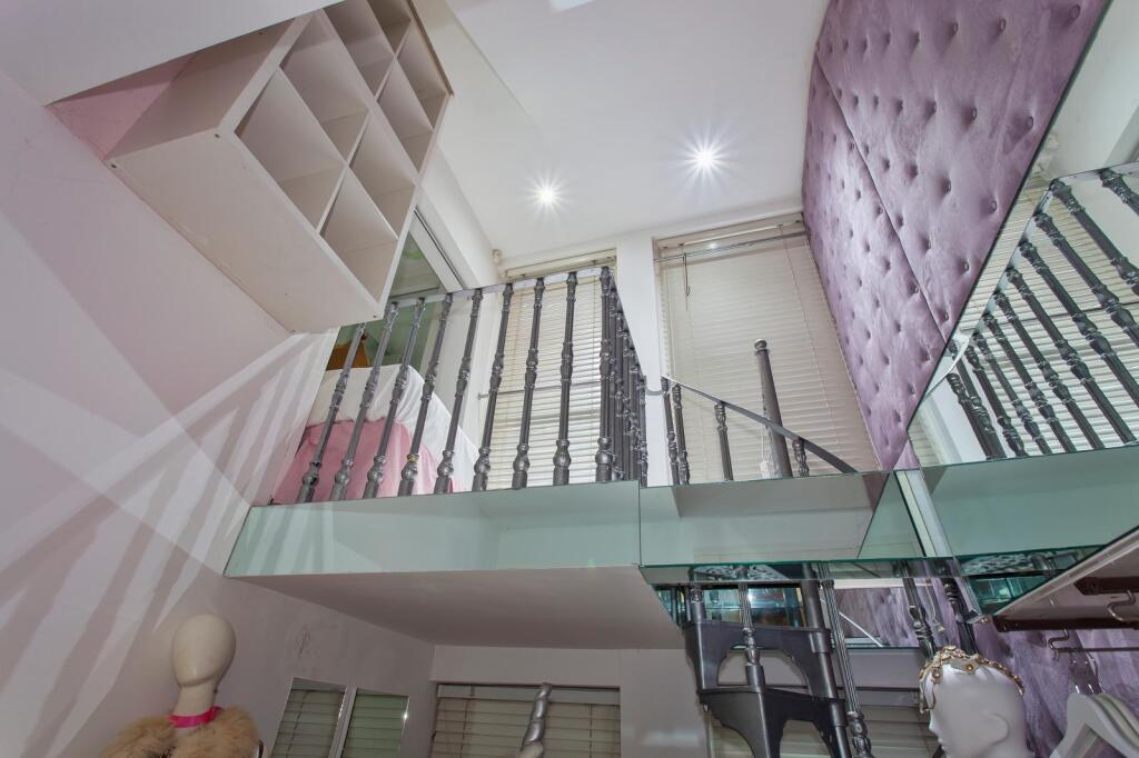 linfield gardens stairs .jpeg