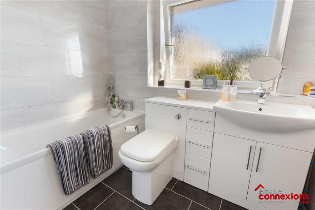 Main Bathroom