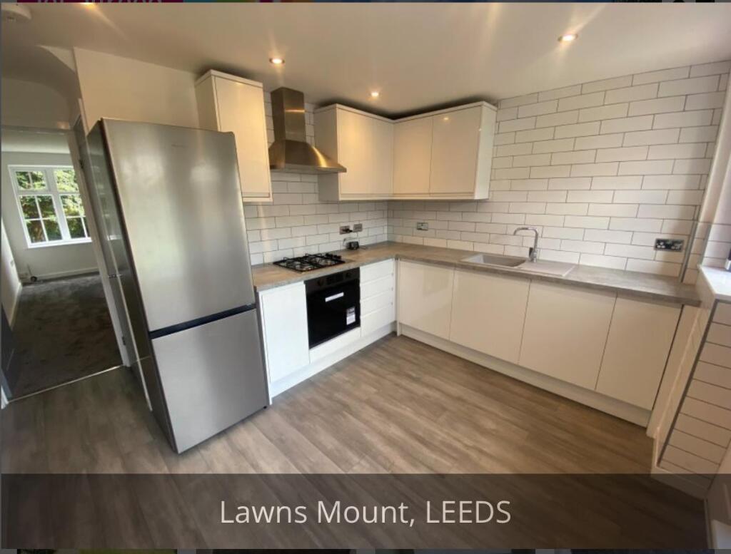 Dining Fitted Kitchen: