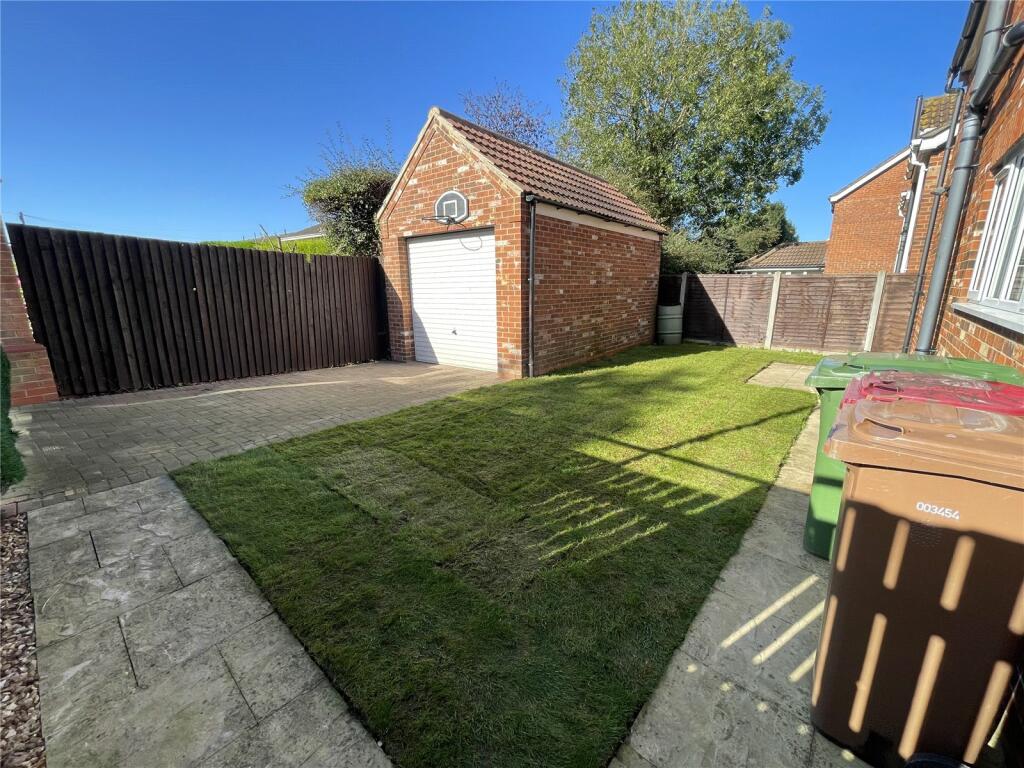 Rear Garden (1)