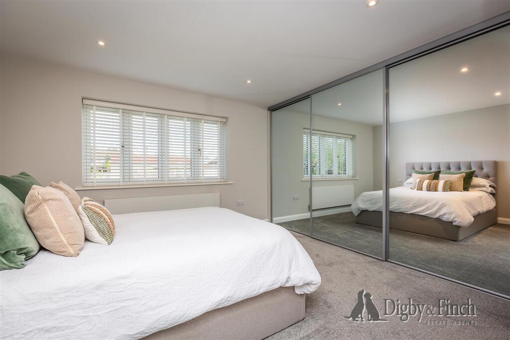 19 Stirling Road, Stamford, PE9 2XF-35watermarked.
