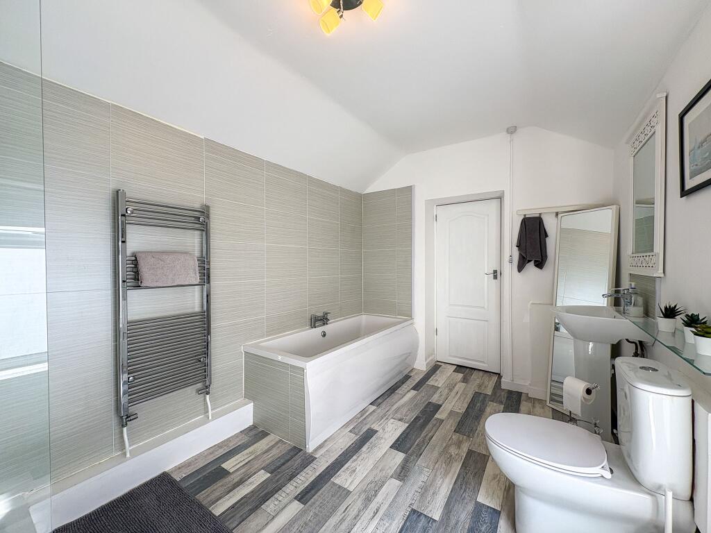 First Floor Bathroom