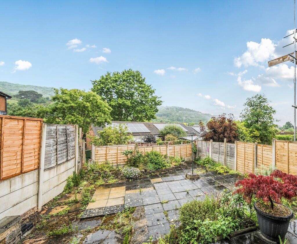 1299033-20-682de6...