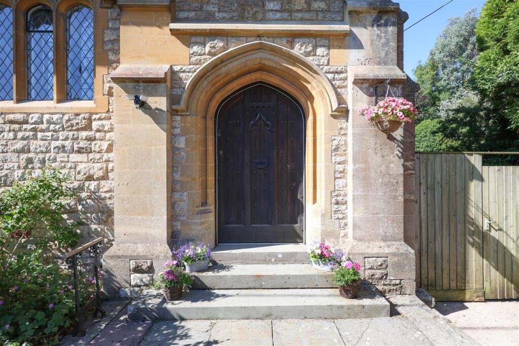 St Annes 1.JPG